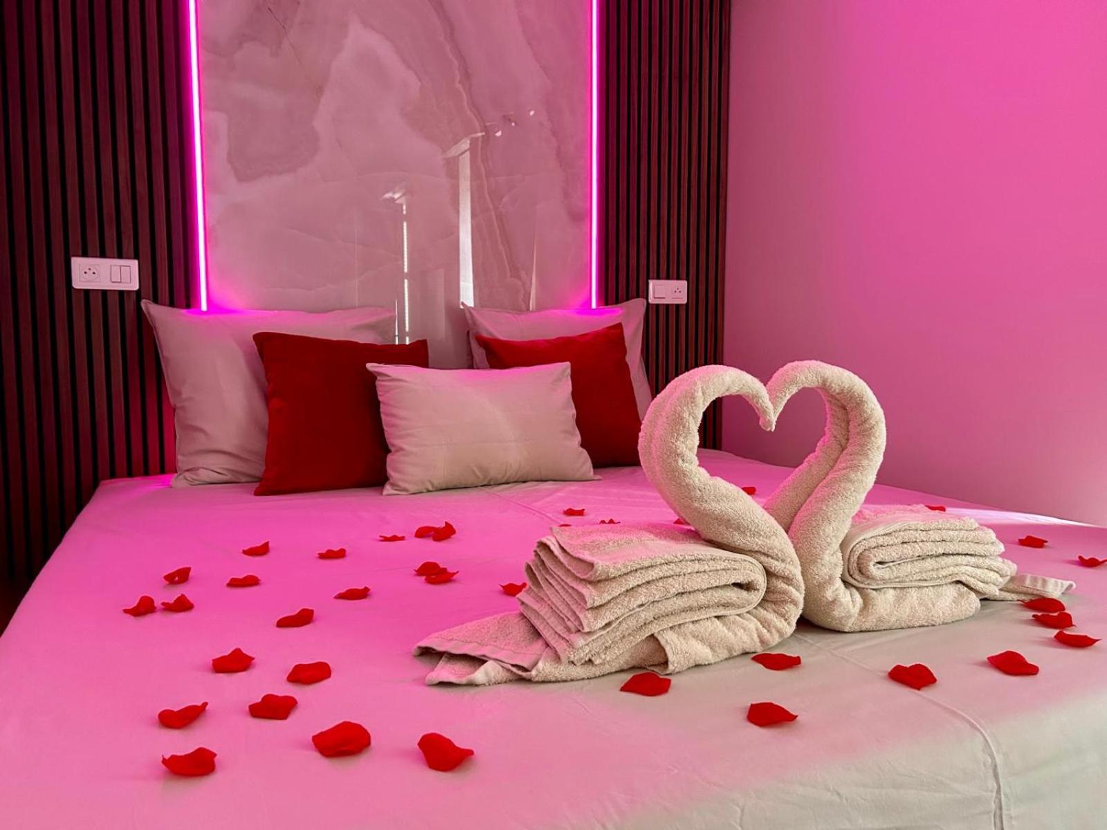 Intimate Escape - Seaside - Bath - Wifi - Ac Apartment Nizza